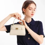 2023 Solid Color Fashion Simple Ladies Handbag Bag Real Cowhide Leather Clutches Shoulder Women Crossbody Bag