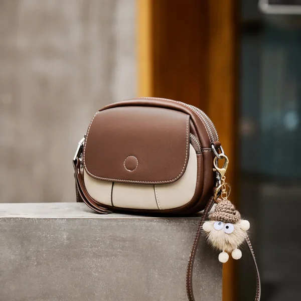 Retro Tofu Small Square Shoulder Bag Messenger Female Real Leather Flap Handbag 2023New Round Crossbody Shoulder Travel Tote Bag